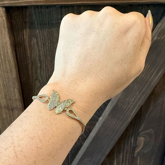 Elegant 14K Gold Plated Zirconia Butterfly Bracelet - Picture 1 of 12